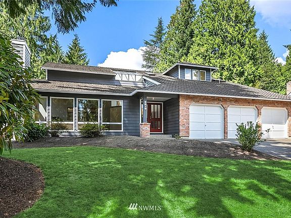 2nd image of 2819 222nd Ave NE