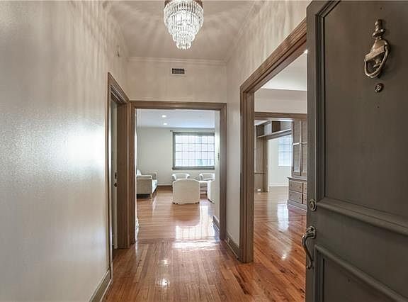 3rd image of 4506 Saint Charles Ave #A