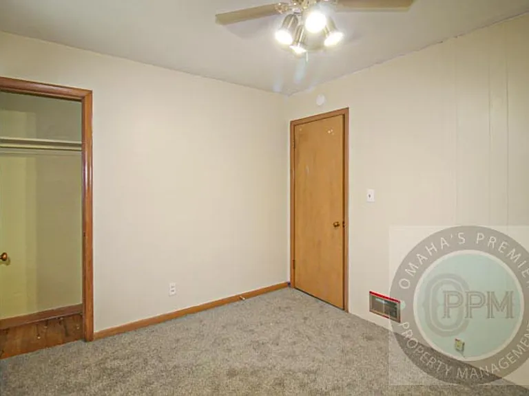 4114 N 54th St — Photo 8