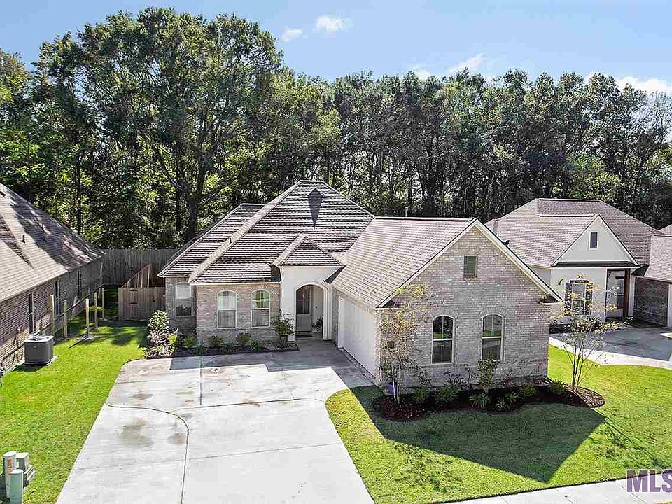 1st image of 39189 Water Oak Ave