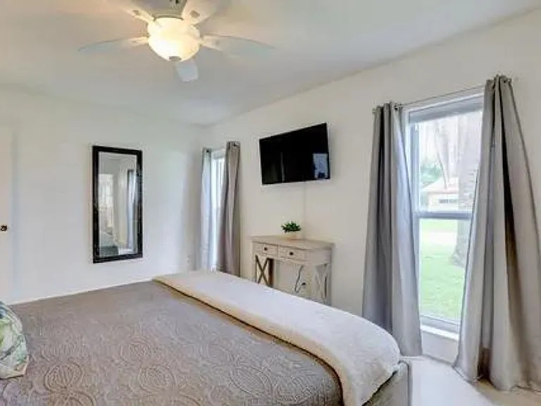 3170 NW 68th Ct #3170 — Photo 10