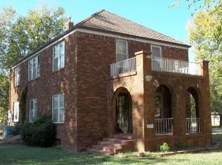 202 S Cimarron St, Hennessey, OK 73742