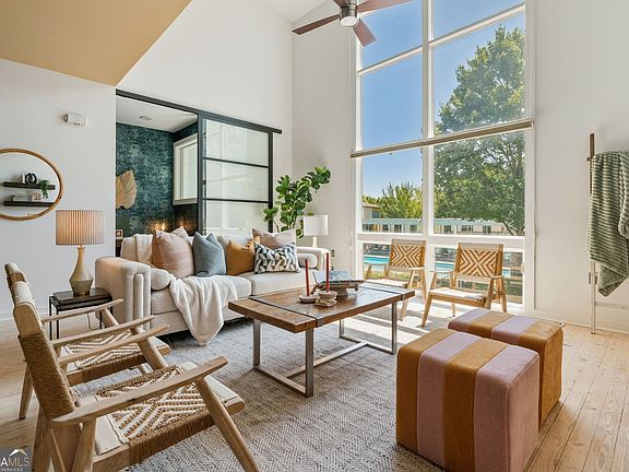 3rd image of 1284 Mackintosh Park NW Unit 1284