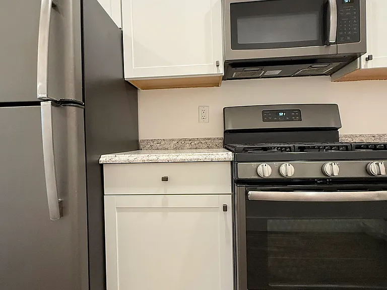 41 Furman Ave #5 — Photo 28