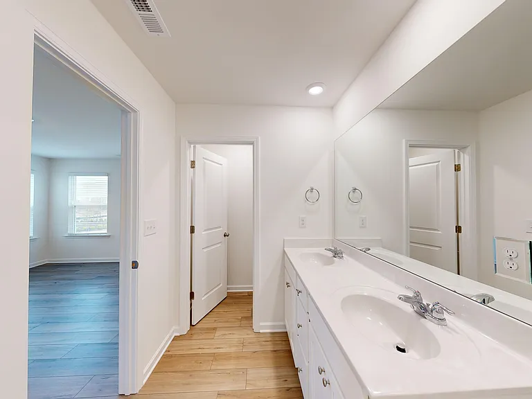 Quinn Residences at Covington Town Center — Photo 23