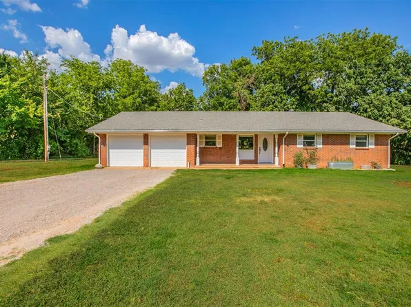 119 S County Line Ave, Blanchard, OK 73010