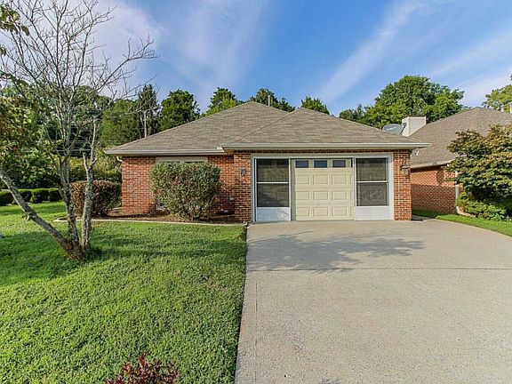2nd image of 450 Creekview Ln