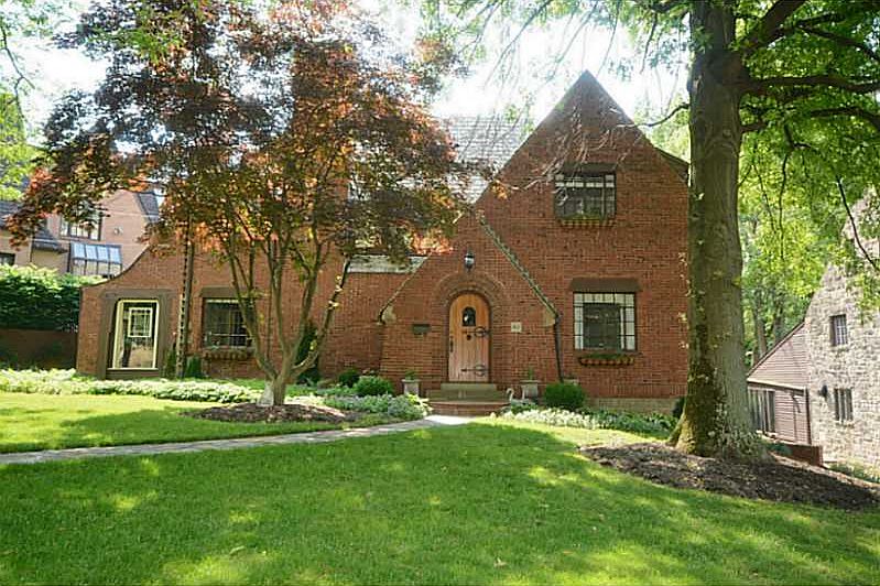 1st image of 61 Woodhaven Dr