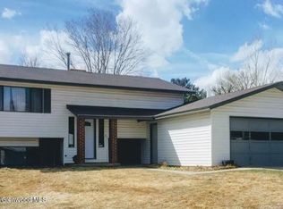 615 Ash Ave, Rifle, CO 81650