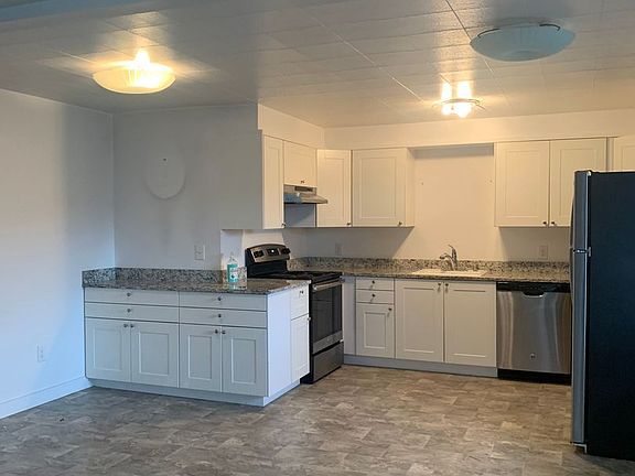 3rd image of 3043 Island Crest Way #3
