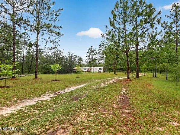 197 MELROSE LANDING Drive, Hawthorne, FL 32640