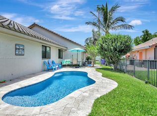 4161 NW 6th St, Deerfield Beach, FL 33442