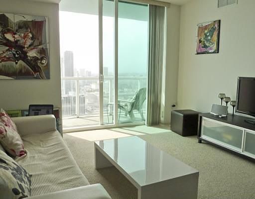 2nd image of 1900 N Bayshore Dr APT 4409