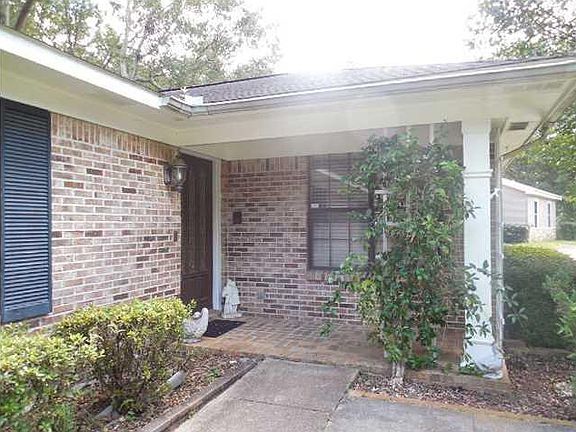 2nd image of 5683 Woodchase Cir E