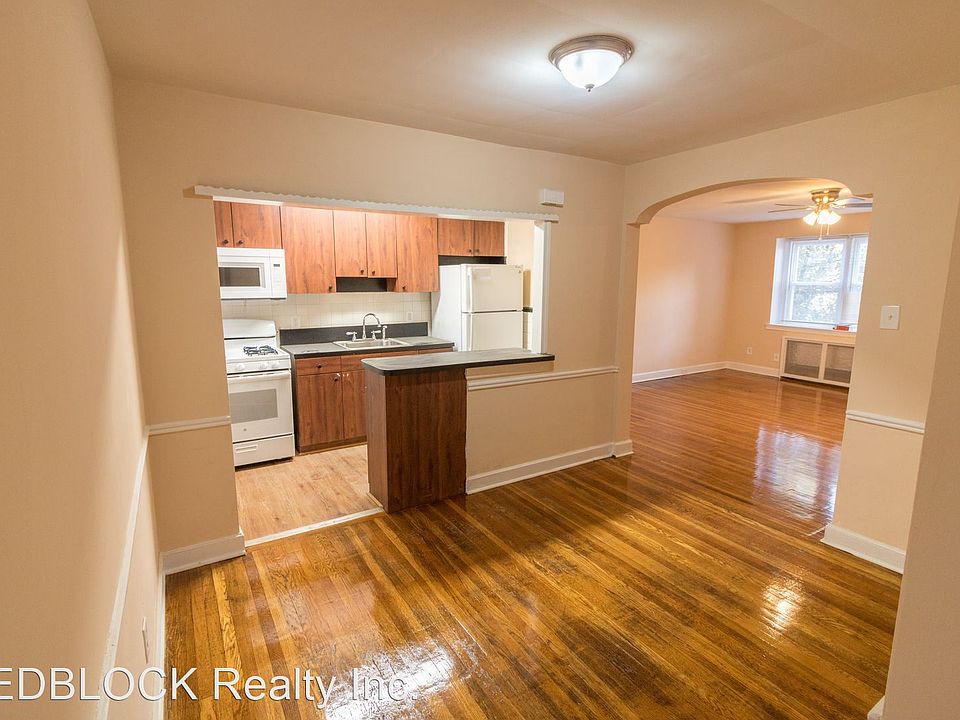 1st image of 5963 Woodcrest Ave #1F