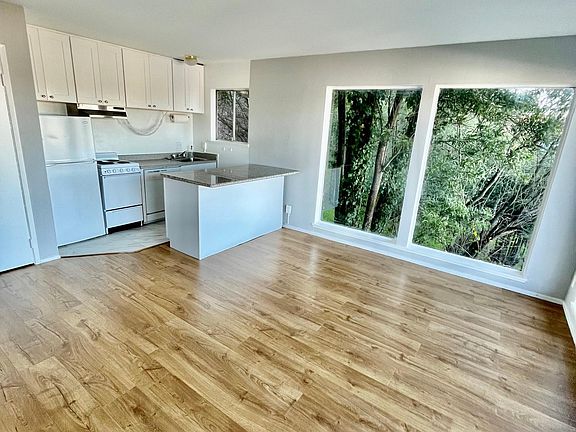 3rd image of 1 Ebbtide Ave APT 15