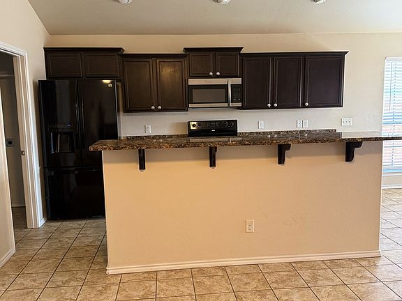 3rd image of 5803 Nolan Ryan Dr