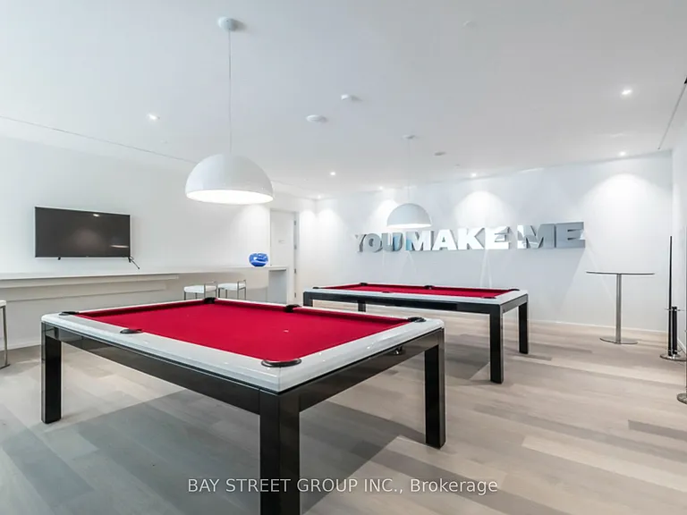 1 Bloor St E #4108 — Photo 23