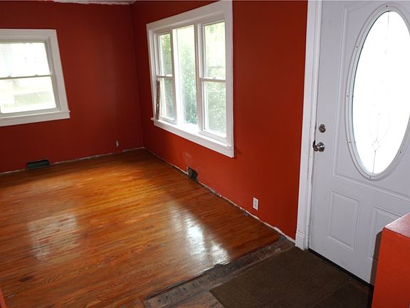 5th image of 40 David Ave