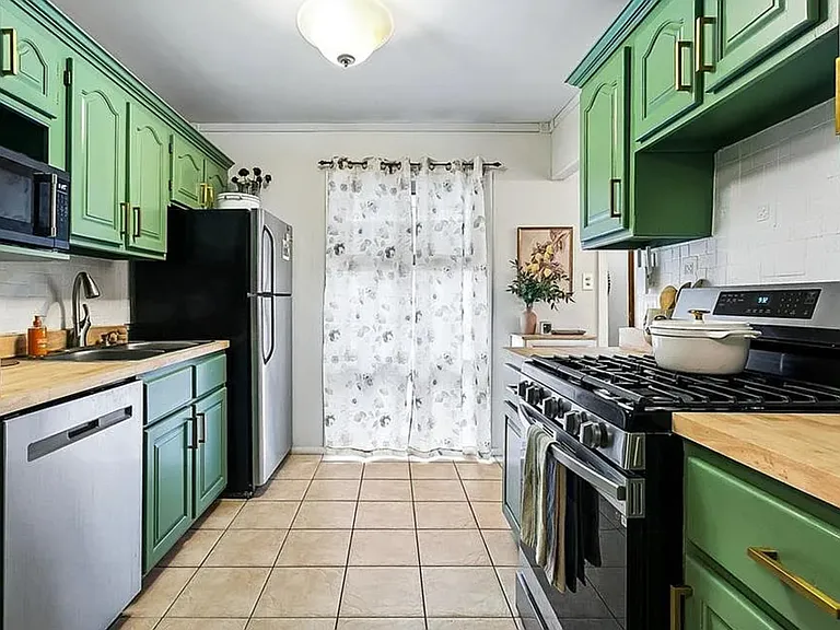 6208 Cummins St — Photo 17
