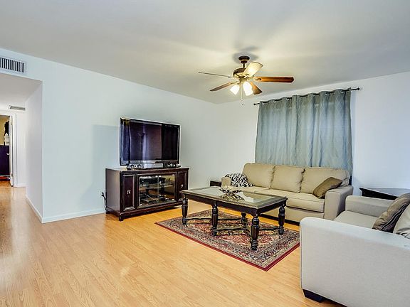 4th image of 3341 E Crescent Ave