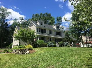 73 Elm St, Chelmsford, MA 01824