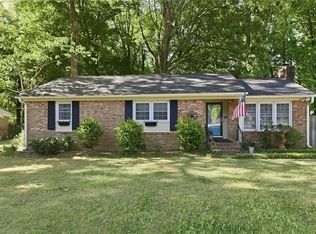 116 Pineburr Rd, Greensboro, NC 27455