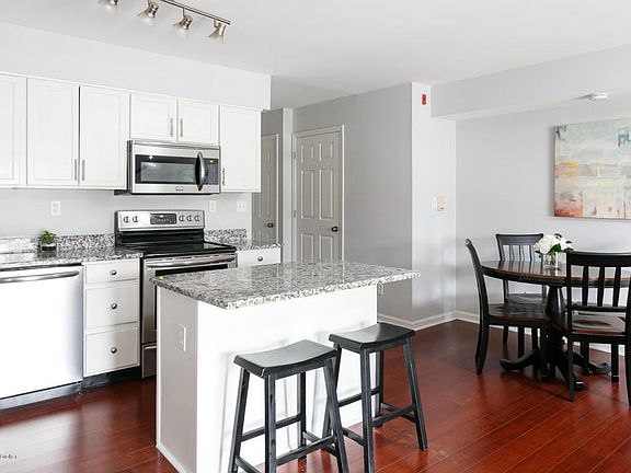 Tim Furlong Jr. _ A Parker _ 2730 Browns