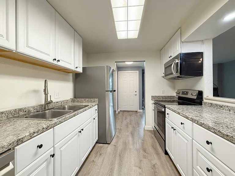 9494 Redmond Woodinville Rd NE #NEB205 — Photo 5
