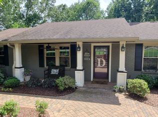 1062 Hilltop Rd, White House, TN 37188
