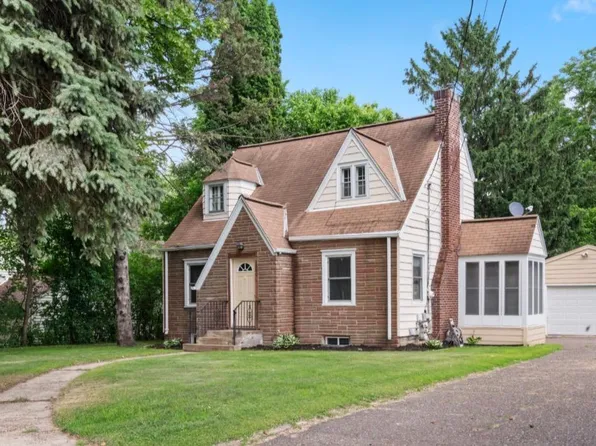 1880 Furness St N, Maplewood, MN 55109