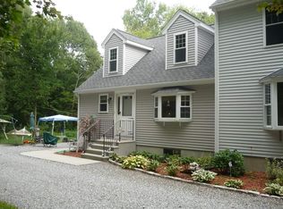 405 Beacon Ave, Woonsocket, RI 02895