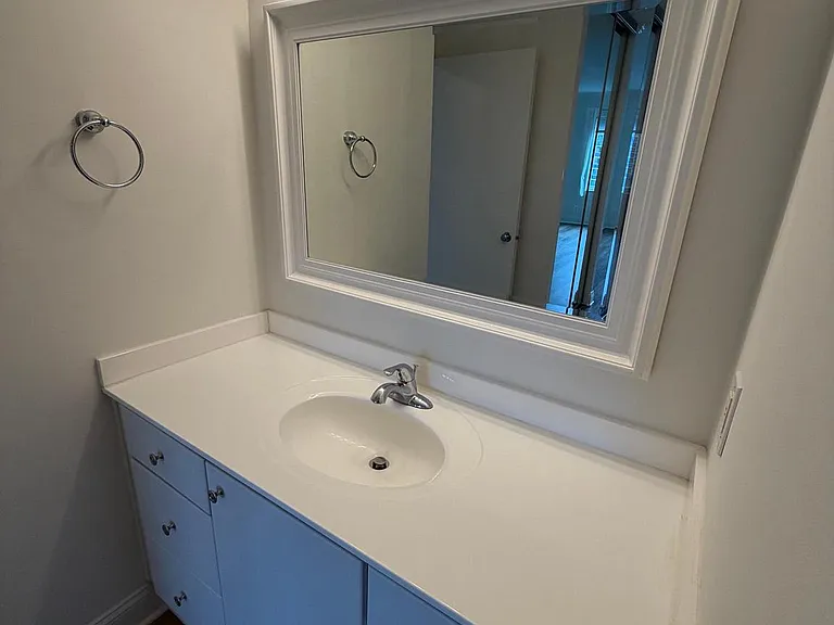 8370 Greensboro Dr #1019 — Photo 29
