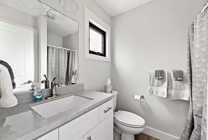 1 bed, 550 sqft, $1,800 — Photo 2