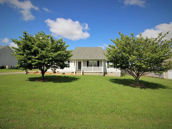 2nd image of 113 Guinevere Ct