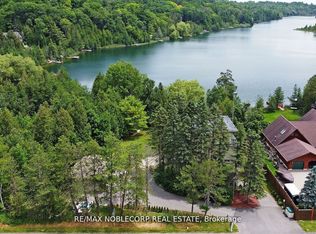 11201 Lake Ridge Rd, Scugog, ON L9L 1V7