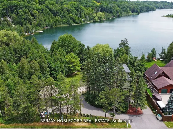 11201 Lake Ridge Rd, Scugog, ON L9L 1V7