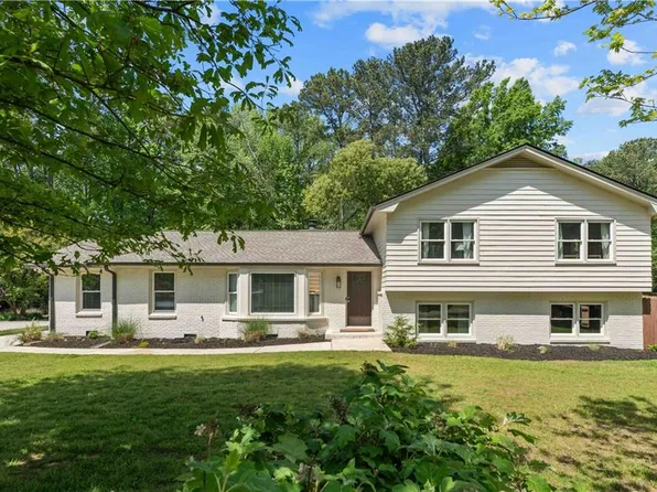 4714 Andalusia Ct, Dunwoody, GA 30360