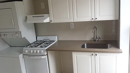 Rented by Green Line Realty