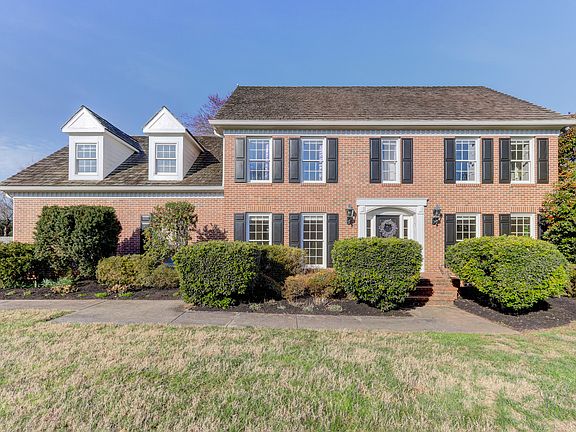 3rd image of 2025 Rivergate Dr