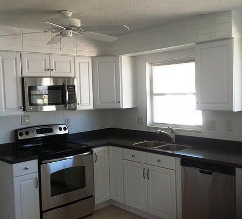 2nd image of 1477 Santa Clara Dr