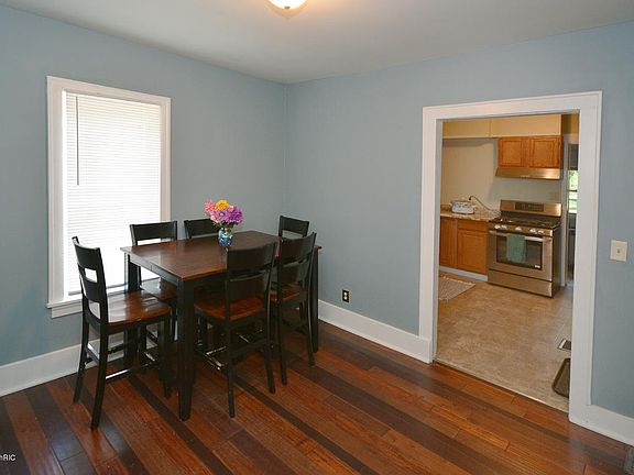 4th image of 1825 Vanzee St