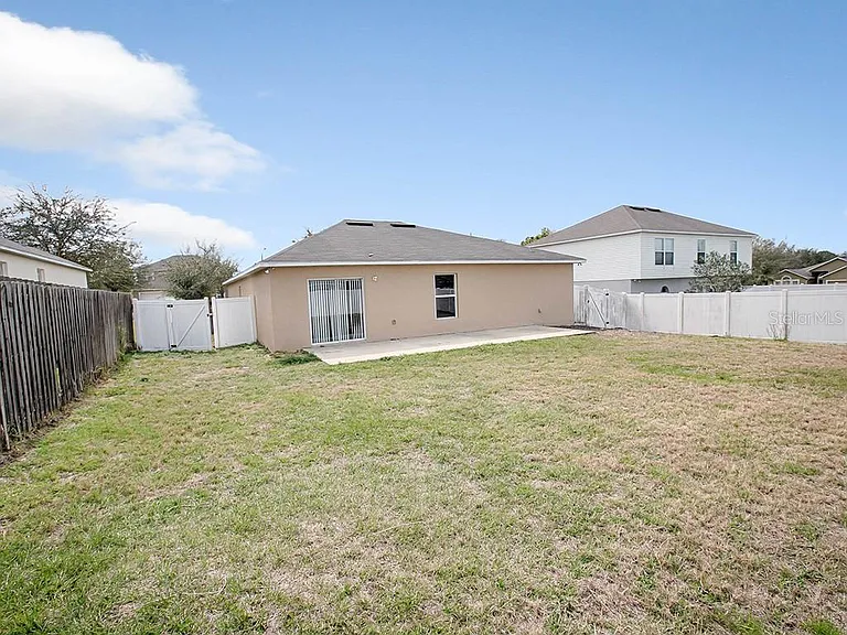 2139 Sandridge Cir — Photo 25