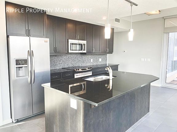5th image of 211 13th Ave SE #2707