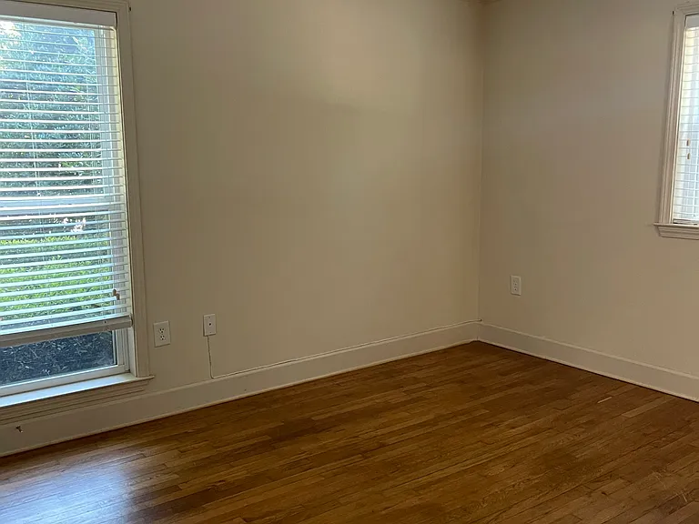 48 Peachtree Rd #111 — Photo 18