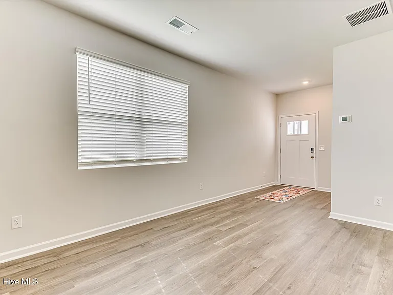 5167 Captain Dr — Photo 11