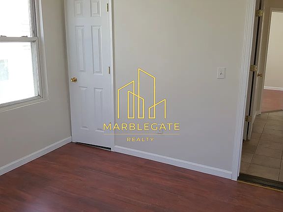 4th image of 141 Goodwin Ave #11