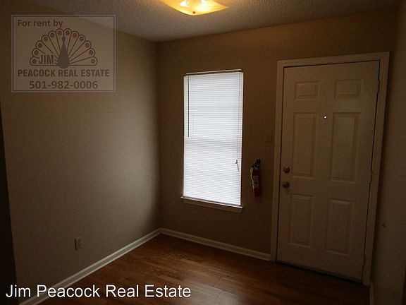 5th image of 807 W Elm St APT 2C
