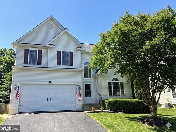 4th image of 35332 Gosling Ln
