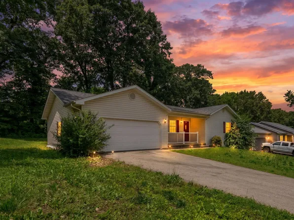 444 Regina Avenue, Thayer, MO 65791